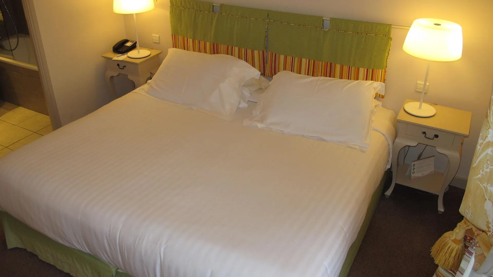 Hotel Sanary, Soleil Et Jardin - Renovation Hiver 2024-25