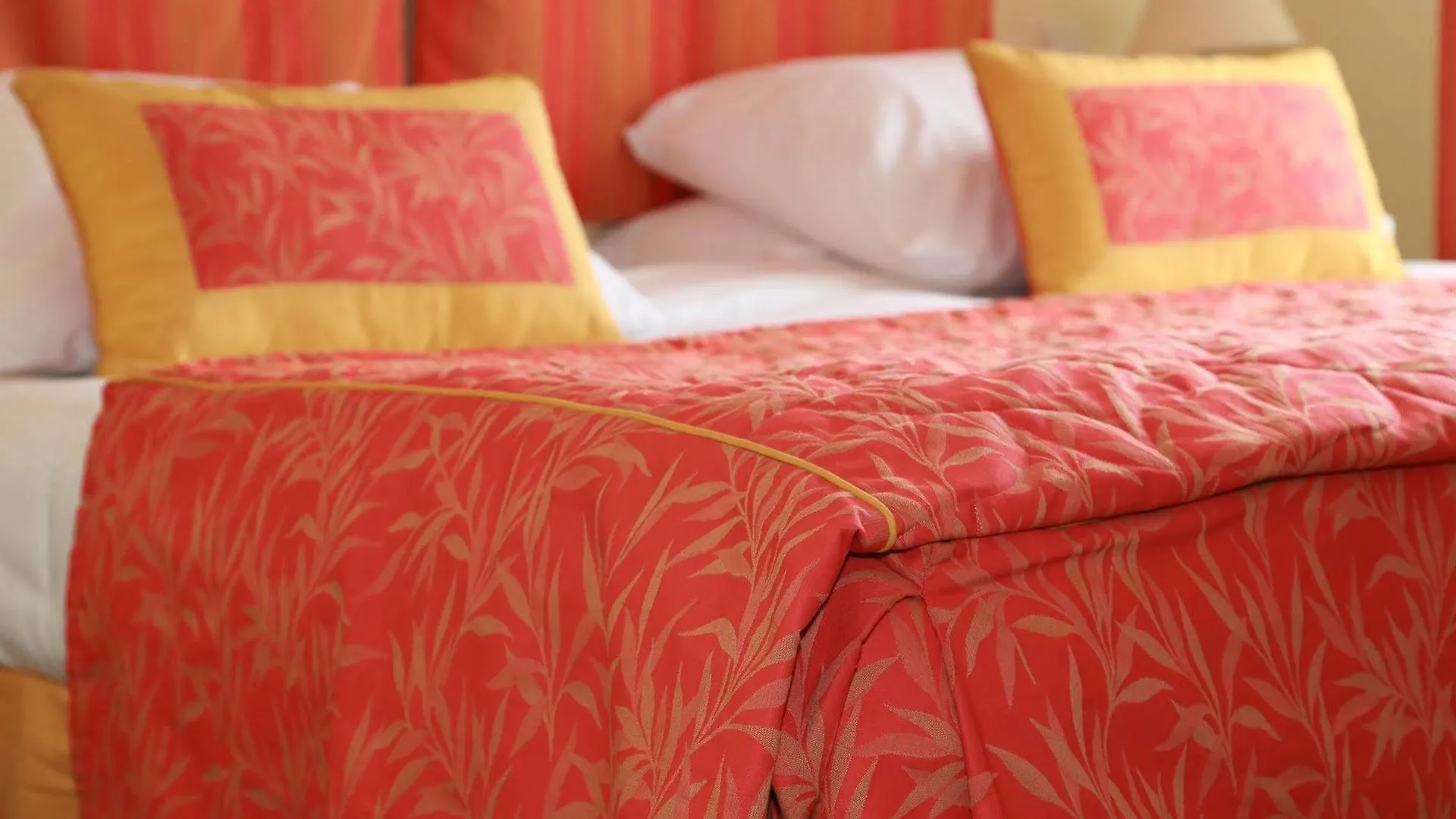 Hotel Sanary, Soleil Et Jardin - Renovation Hiver 2024-25